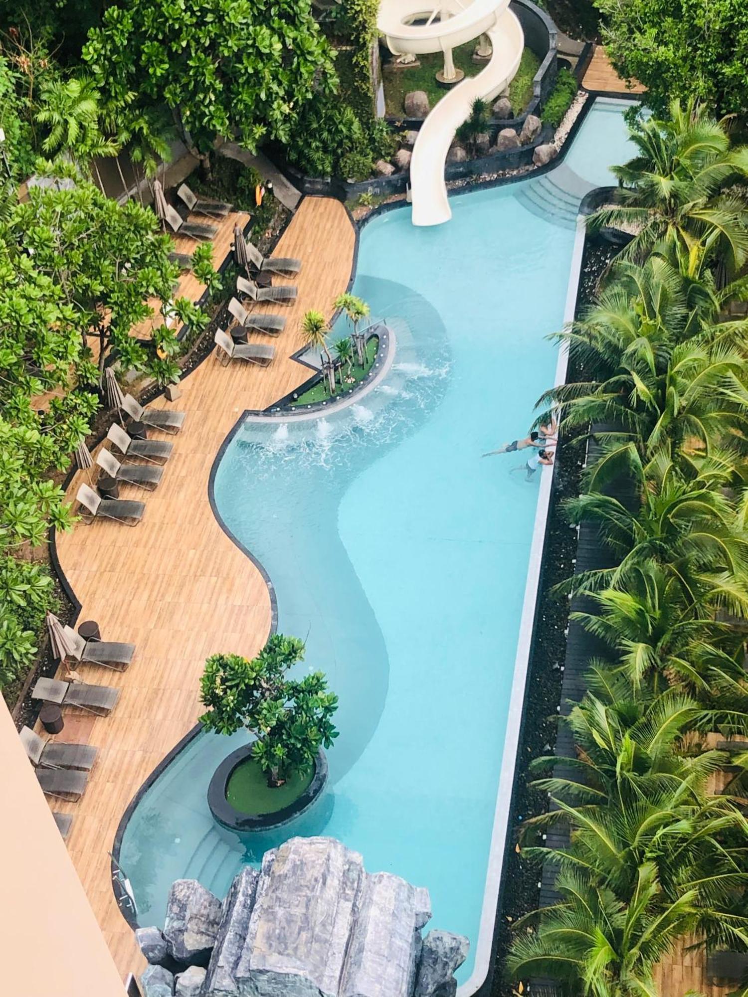 Unixx Condo Pattaya Esterno foto