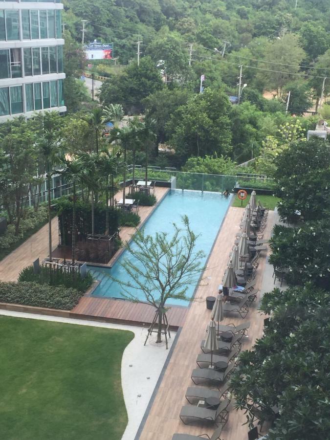 Unixx Condo Pattaya Esterno foto
